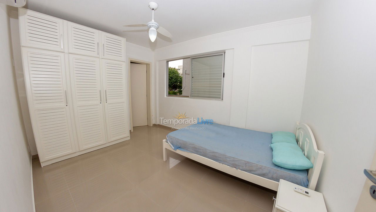 Apartamento para aluguel de temporada em Bombinhas (Praia de Bombas)
