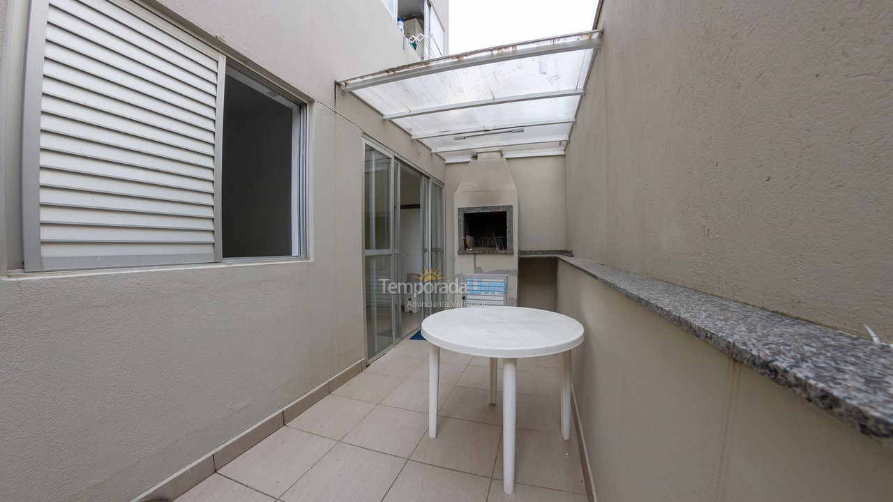 Apartamento para aluguel de temporada em Bombinhas (Praia de Bombas)