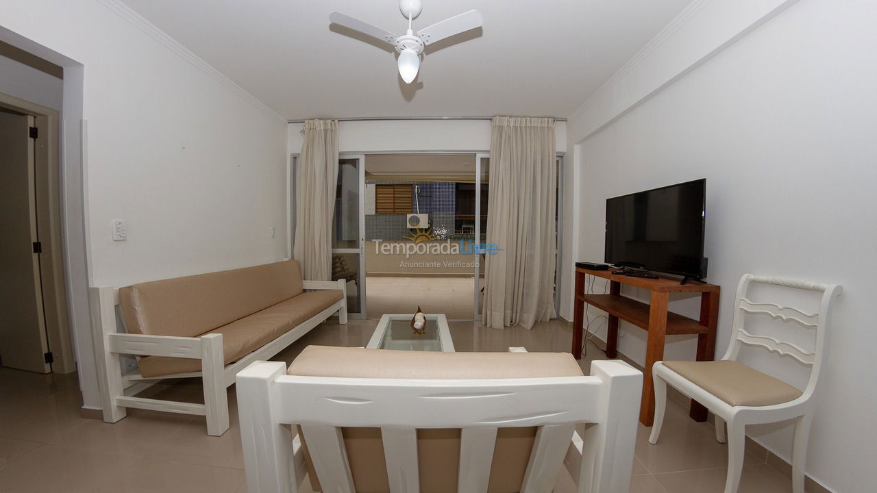 Apartamento para aluguel de temporada em Bombinhas (Praia de Bombas)