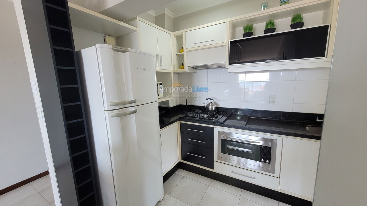 Apartamento para aluguel de temporada em Bombinhas (Praia de Bombas)