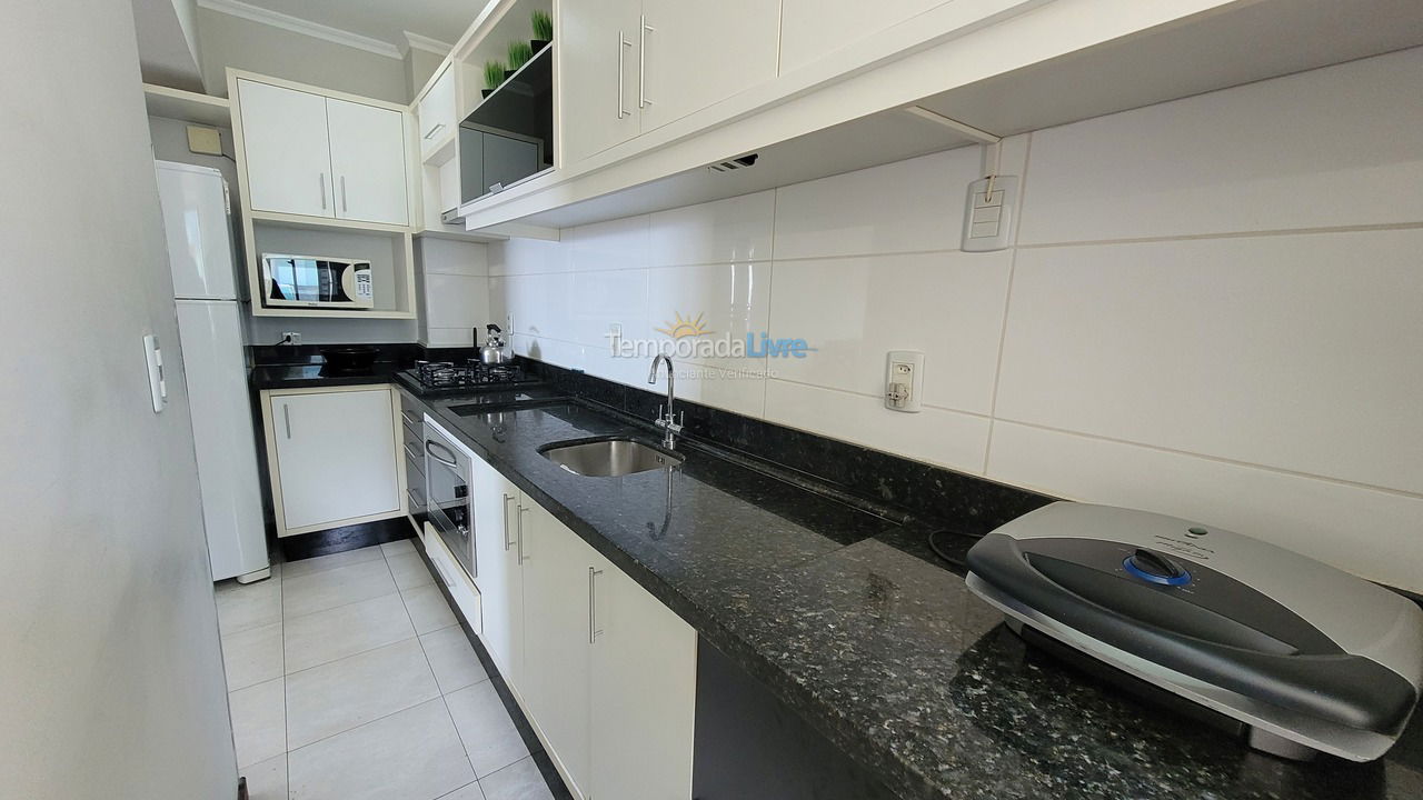 Apartamento para aluguel de temporada em Bombinhas (Praia de Bombas)