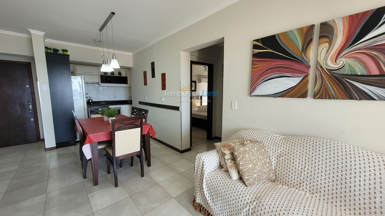 Apartamento para aluguel de temporada em Bombinhas (Praia de Bombas)