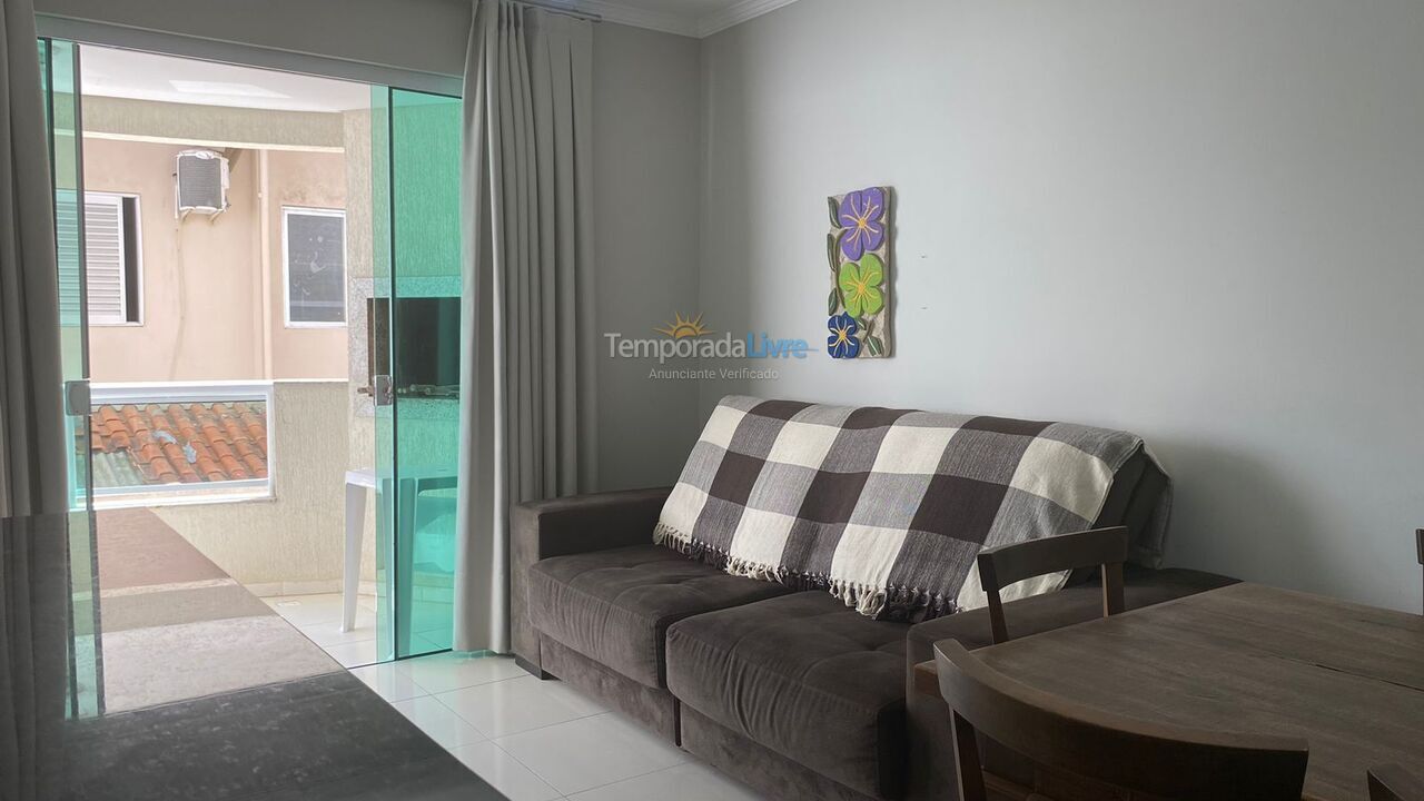 Apartamento para aluguel de temporada em Bombinhas (Praia de Bombas)