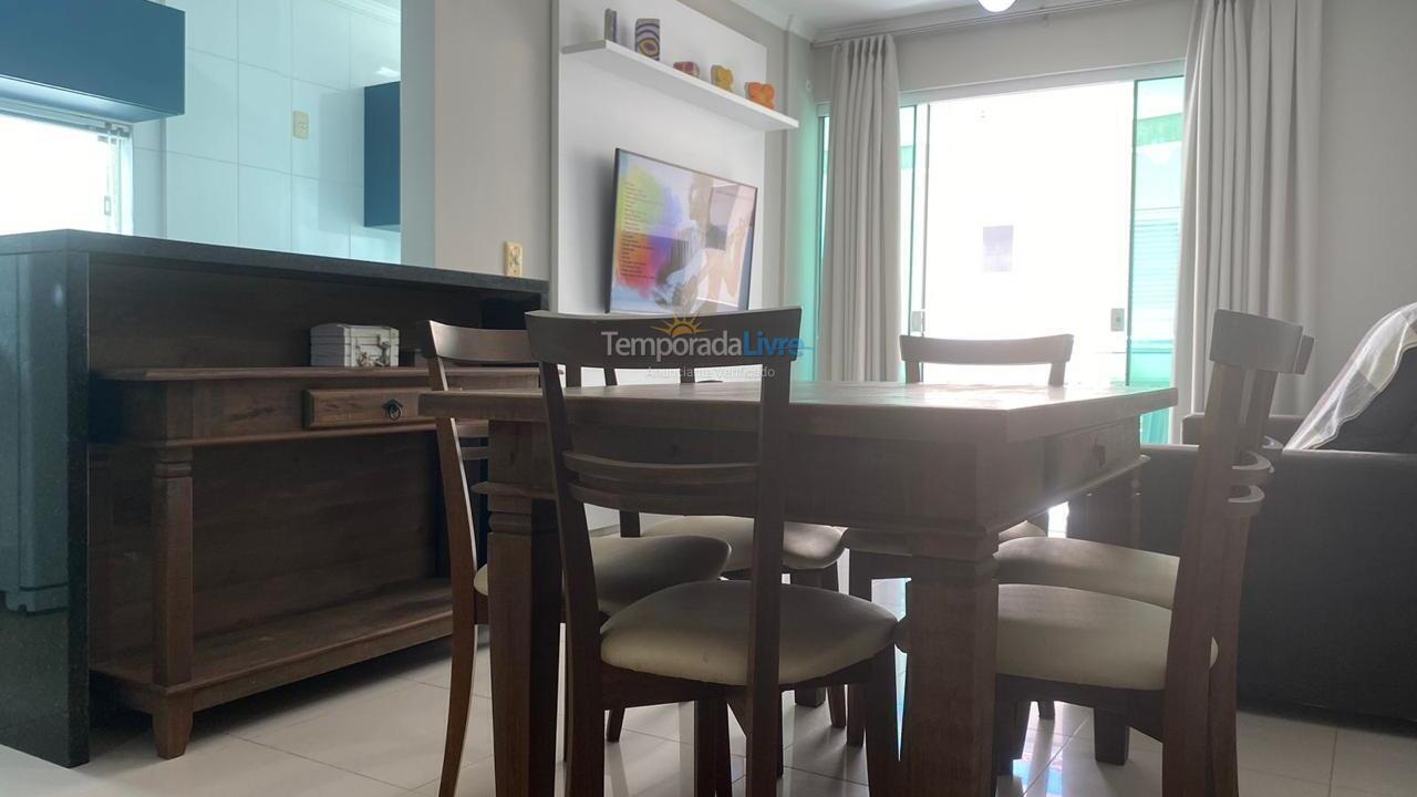 Apartamento para aluguel de temporada em Bombinhas (Praia de Bombas)