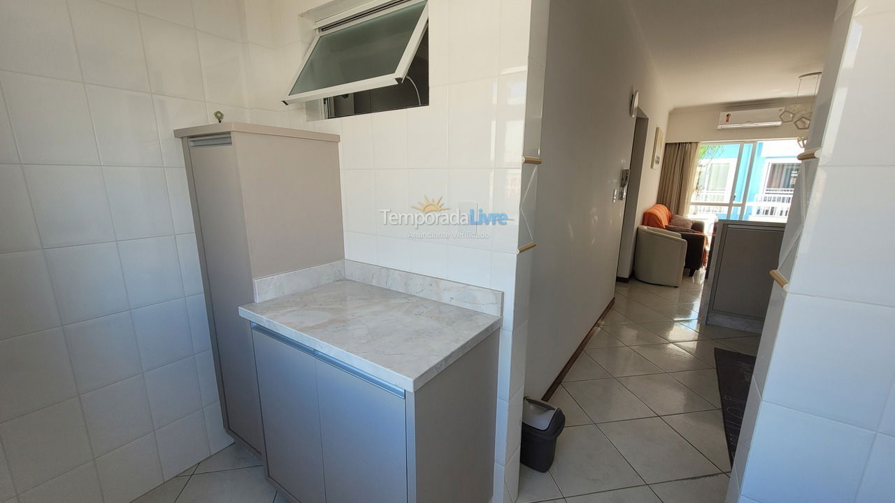 Apartamento para aluguel de temporada em Bombinhas (Praia de Bombas)