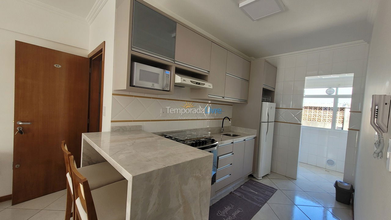 Apartamento para aluguel de temporada em Bombinhas (Praia de Bombas)