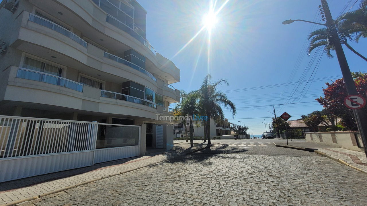 Apartamento para alquiler de vacaciones em Bombinhas (Praia de Bombas)