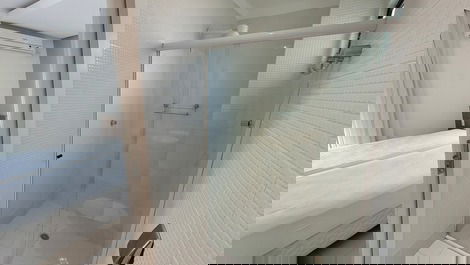 Apartamento 02 dormitórios com vista mar para 6 pessoas