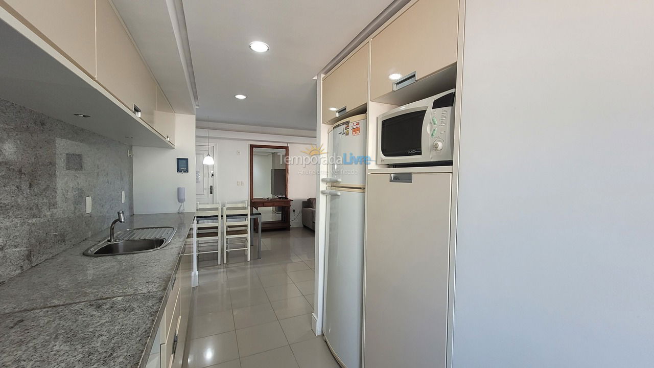 Apartamento para aluguel de temporada em Bombinhas (Praia de Bombas)