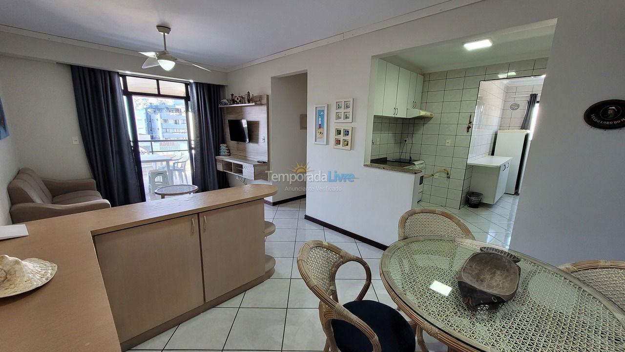 Apartamento para aluguel de temporada em Bombinhas (Praia de Bombas)