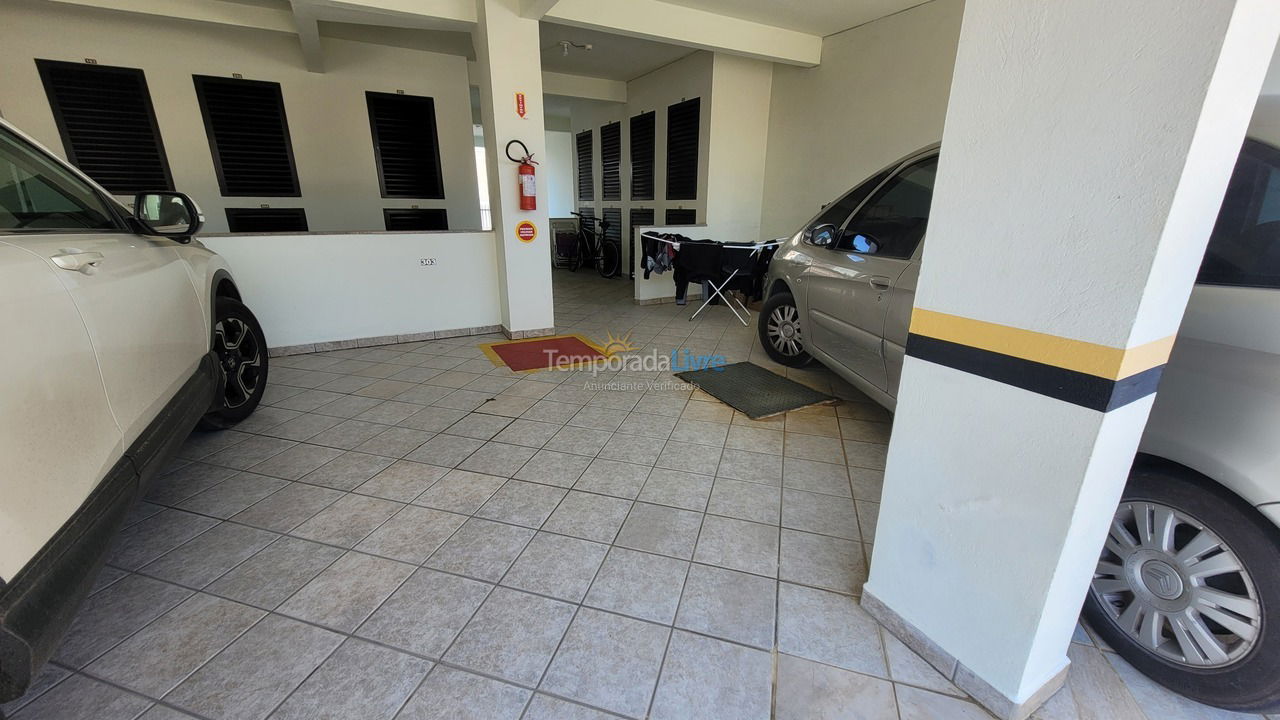 Apartamento para aluguel de temporada em Bombinhas (Praia de Bombas)