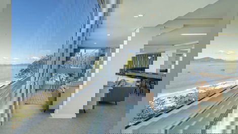 Triplex house by the sea