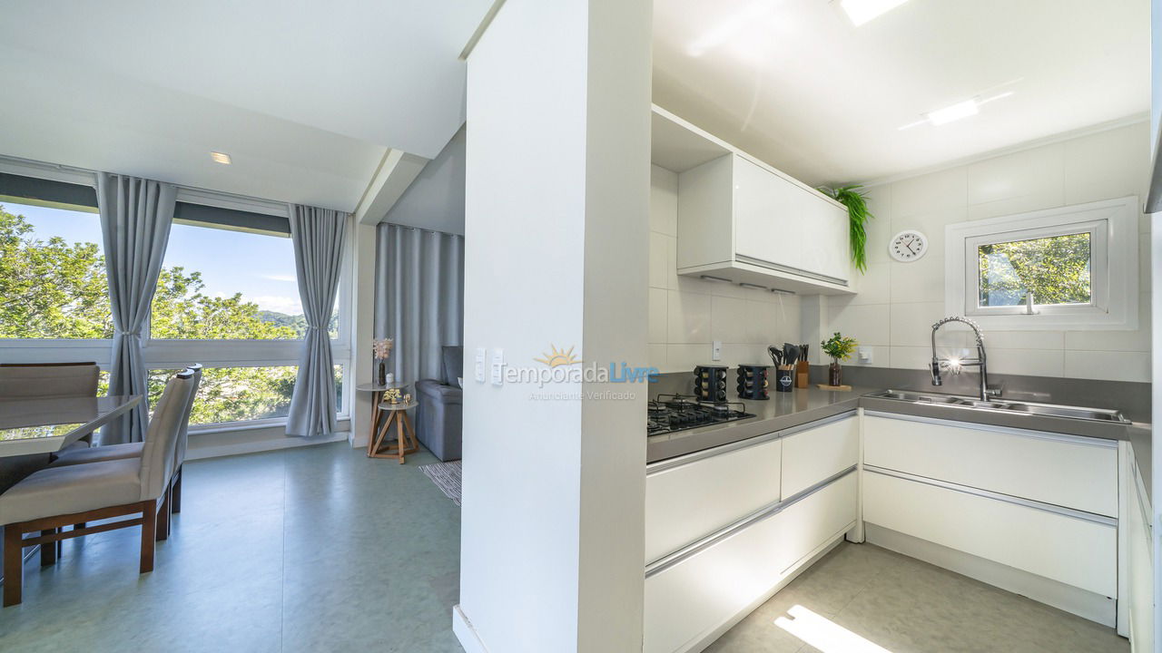 House for vacation rental in Bombinhas (Praia de Zimbros)