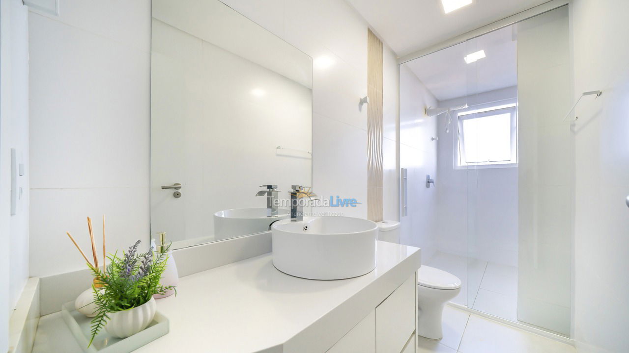 House for vacation rental in Bombinhas (Praia de Zimbros)