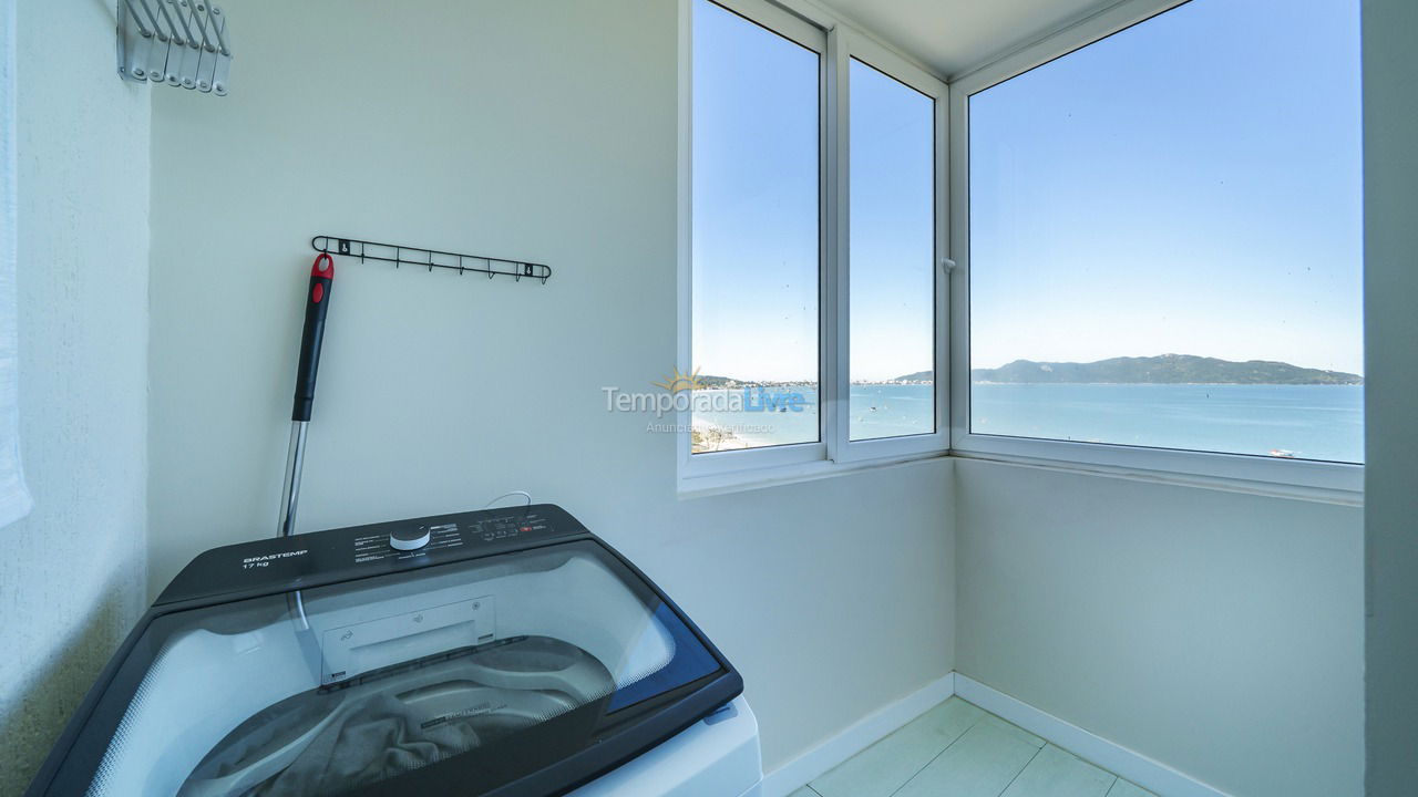 House for vacation rental in Bombinhas (Praia de Zimbros)