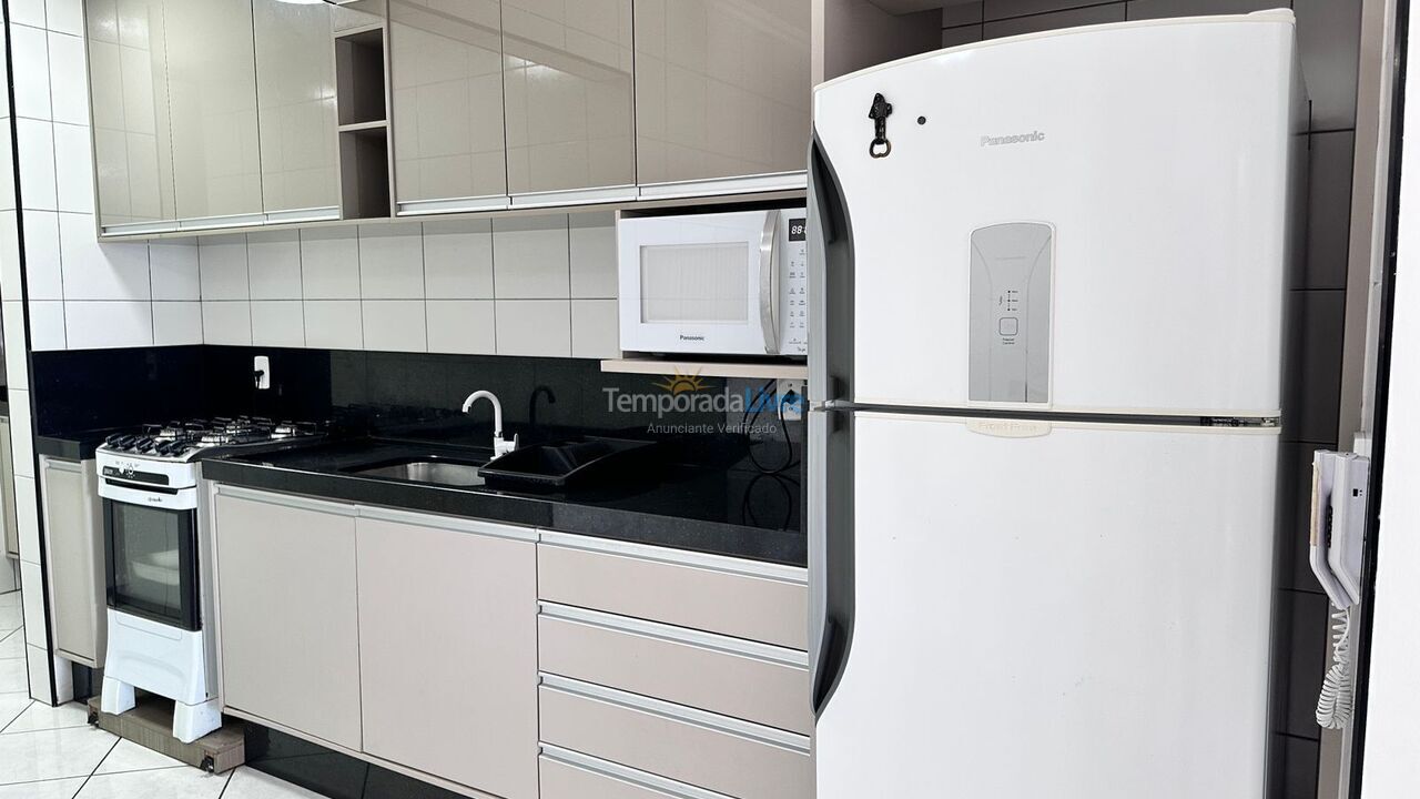 Apartamento para aluguel de temporada em Bombinhas (Praia de Bombas)