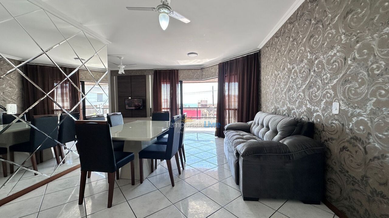 Apartamento para aluguel de temporada em Bombinhas (Praia de Bombas)