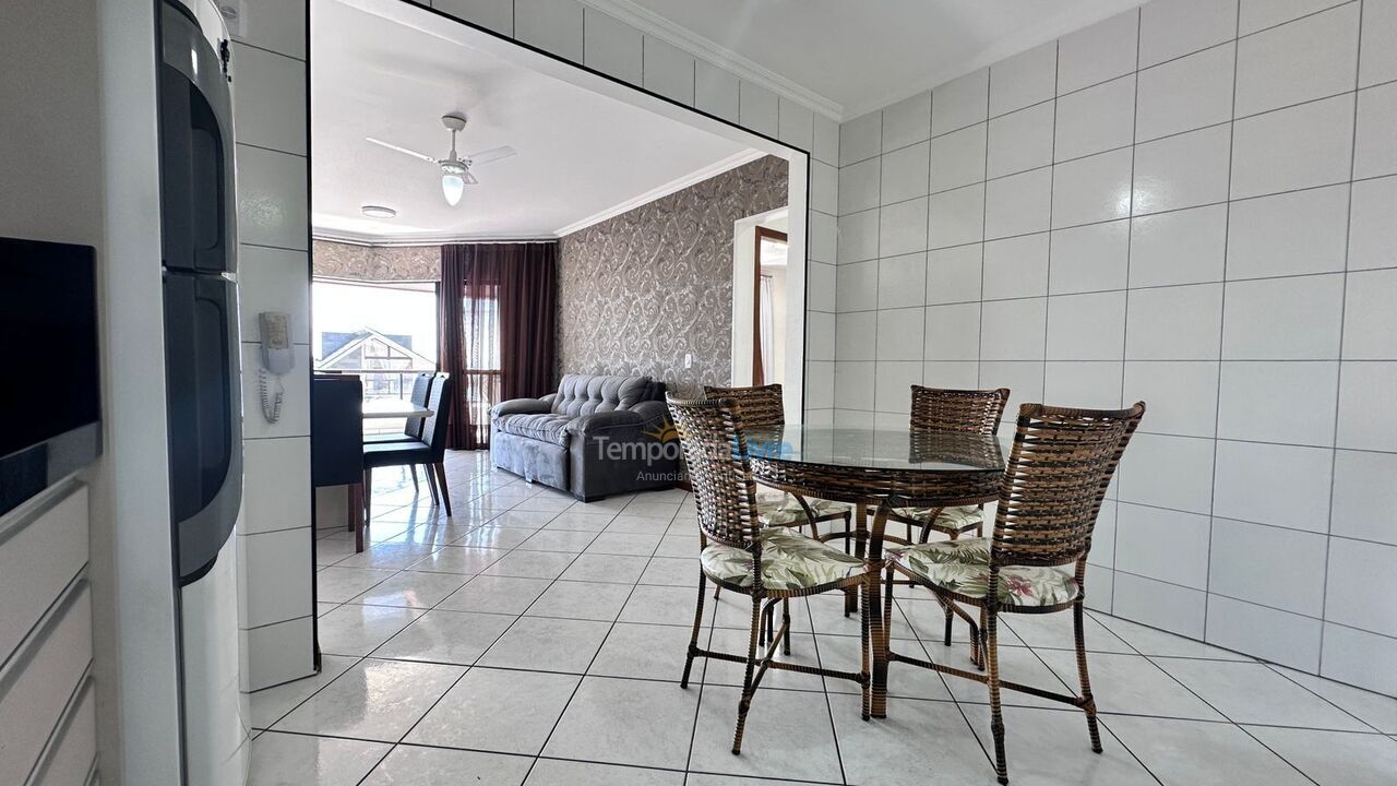 Apartamento para aluguel de temporada em Bombinhas (Praia de Bombas)