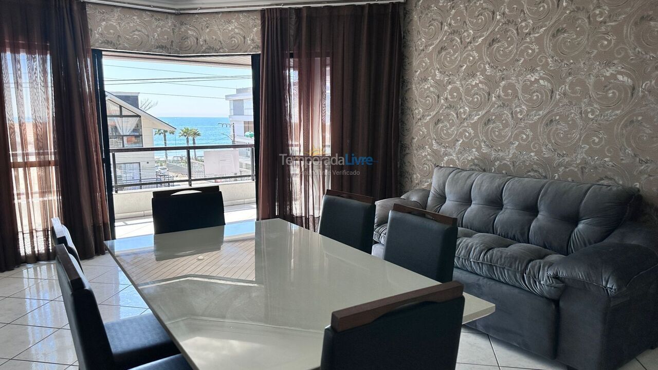 Apartamento para aluguel de temporada em Bombinhas (Praia de Bombas)