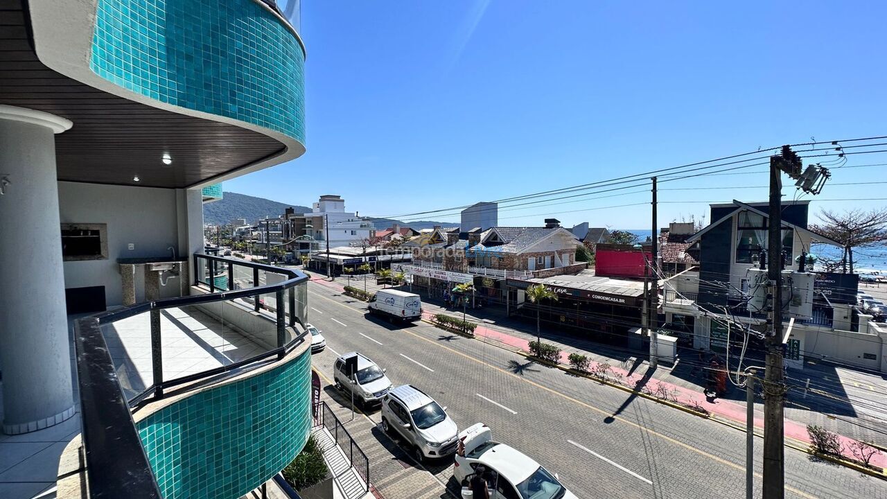 Apartamento para aluguel de temporada em Bombinhas (Praia de Bombas)