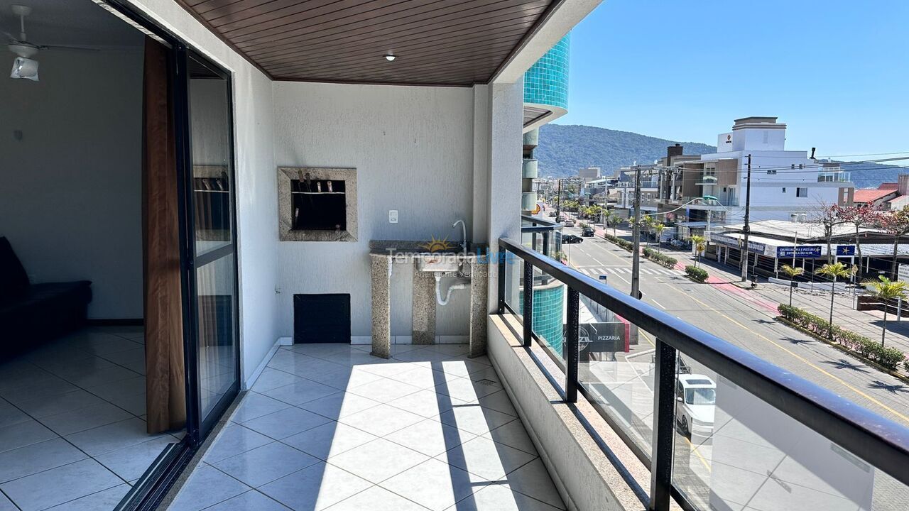 Apartamento para aluguel de temporada em Bombinhas (Praia de Bombas)