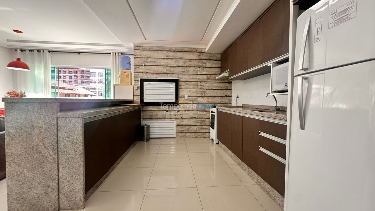 Apartment for vacation rental in Bombinhas (Praia de Bombas)