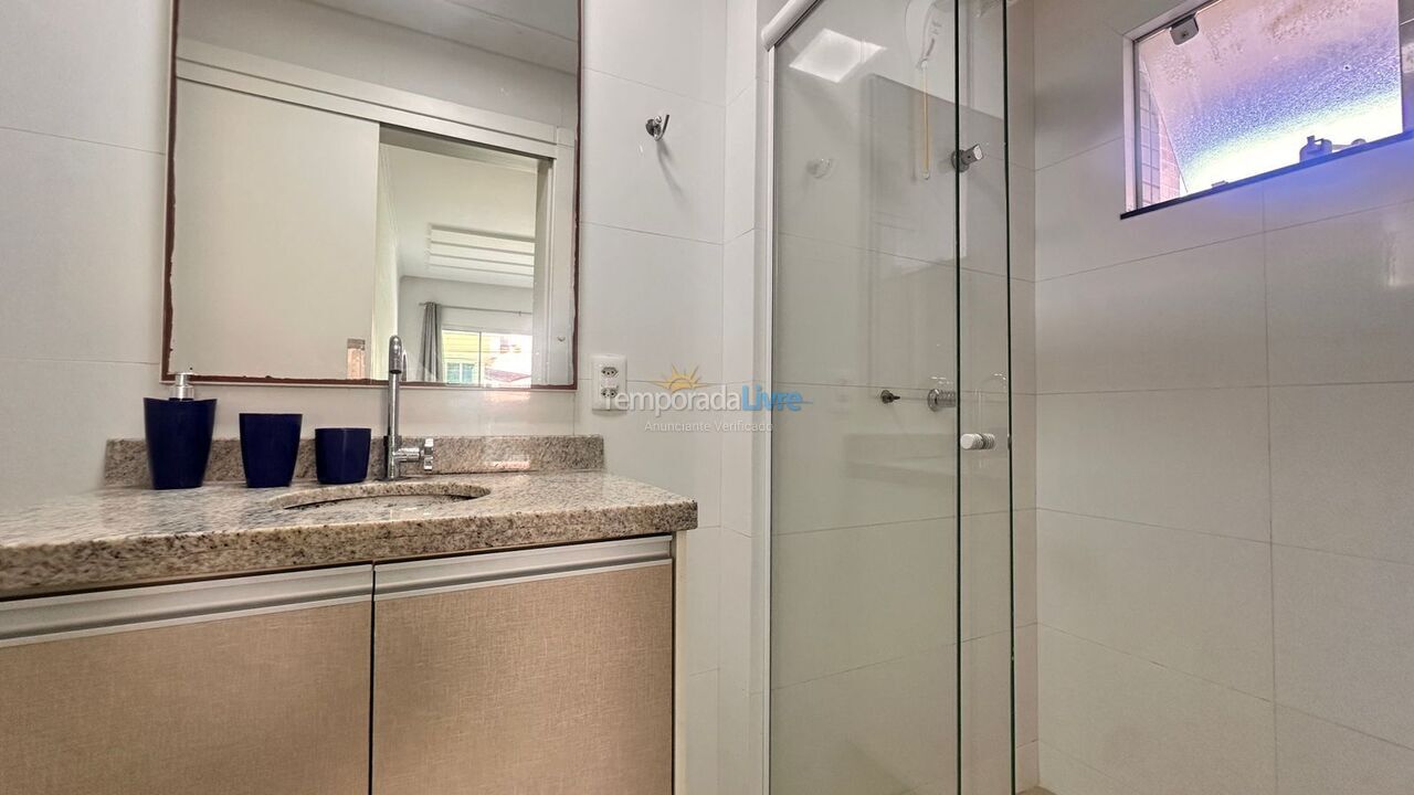 Apartment for vacation rental in Bombinhas (Praia de Bombas)