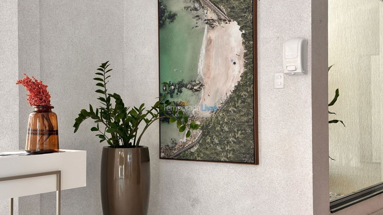 Apartment for vacation rental in Bombinhas (Praia de Bombas)