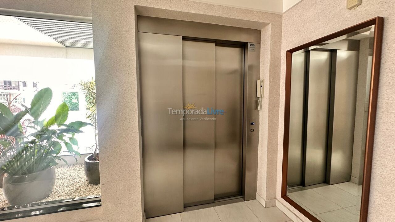 Apartment for vacation rental in Bombinhas (Praia de Bombas)