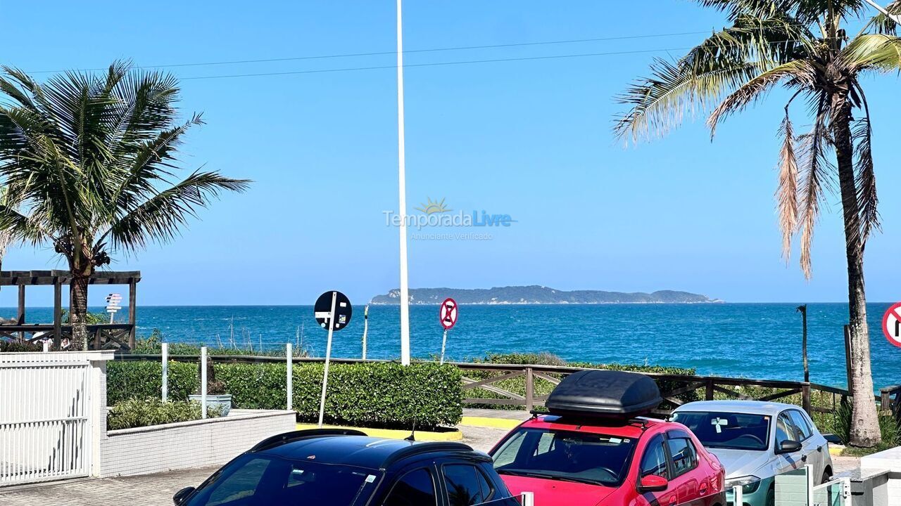 Apartamento para aluguel de temporada em Bombinhas (Praia de Quatro Ilhas)