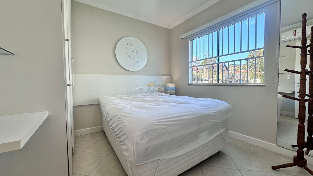 Apartamento para aluguel de temporada em Bombinhas (Praia de Quatro Ilhas)