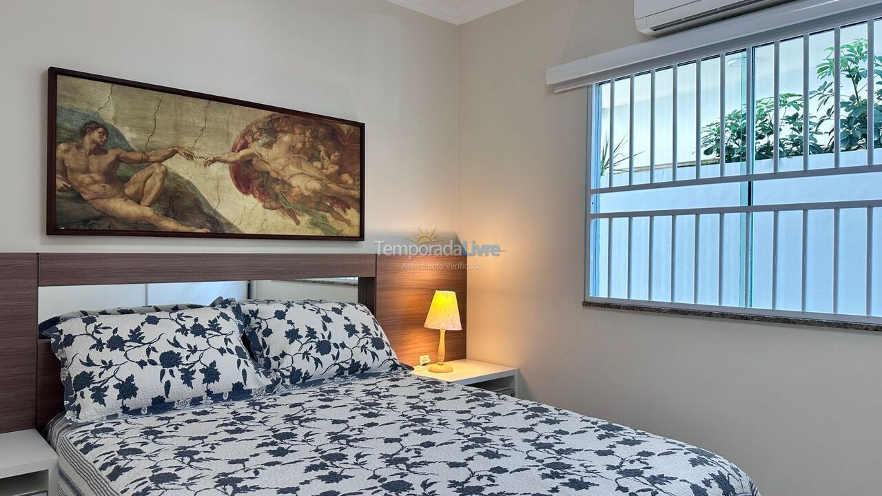 Apartamento para aluguel de temporada em Bombinhas (Praia de Quatro Ilhas)