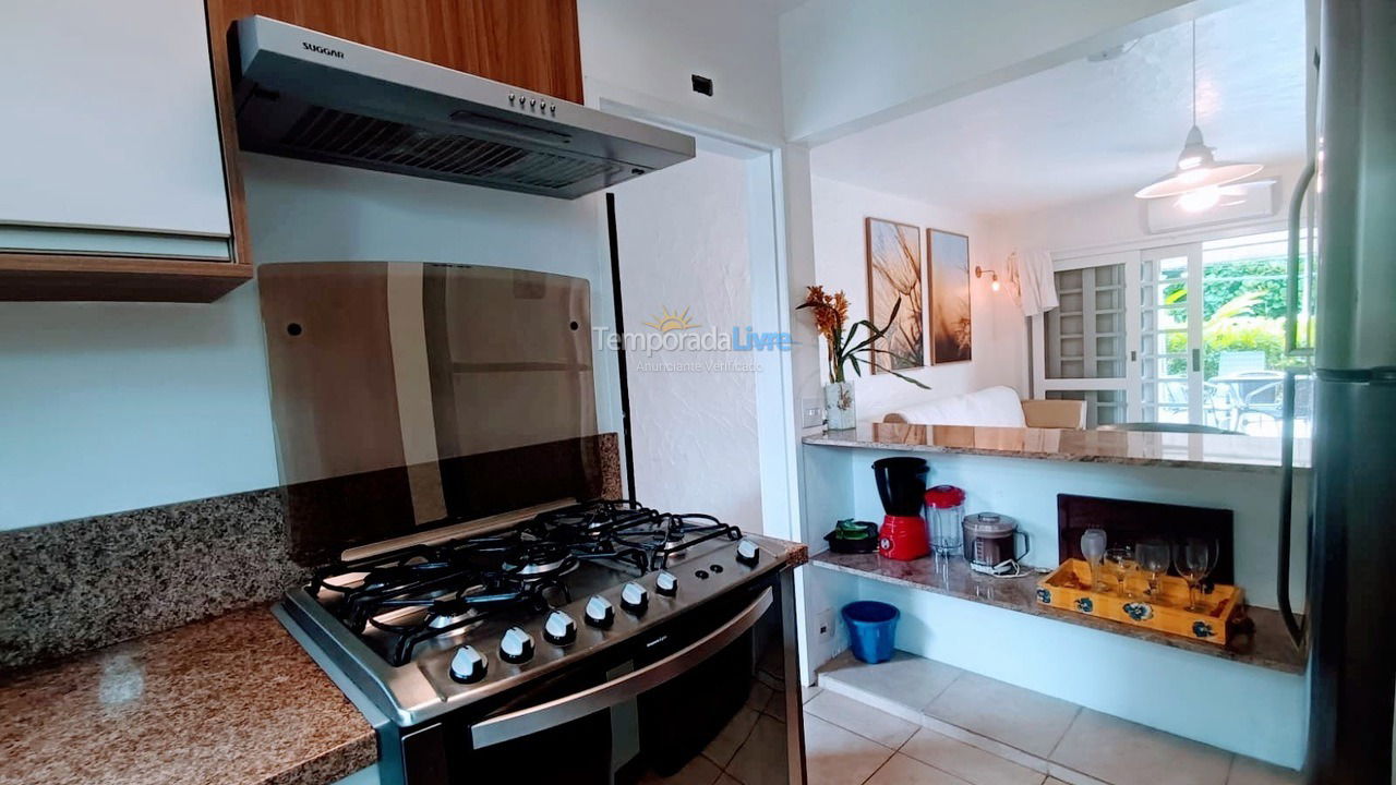 Casa para alquiler de vacaciones em São Sebastião (Praia da Baleia)