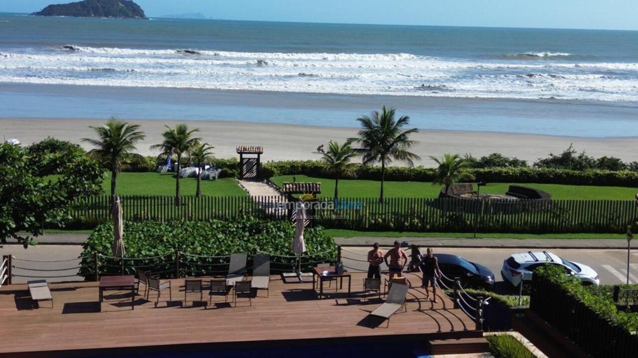 Casa para alquiler de vacaciones em São Sebastião (Praia da Baleia)