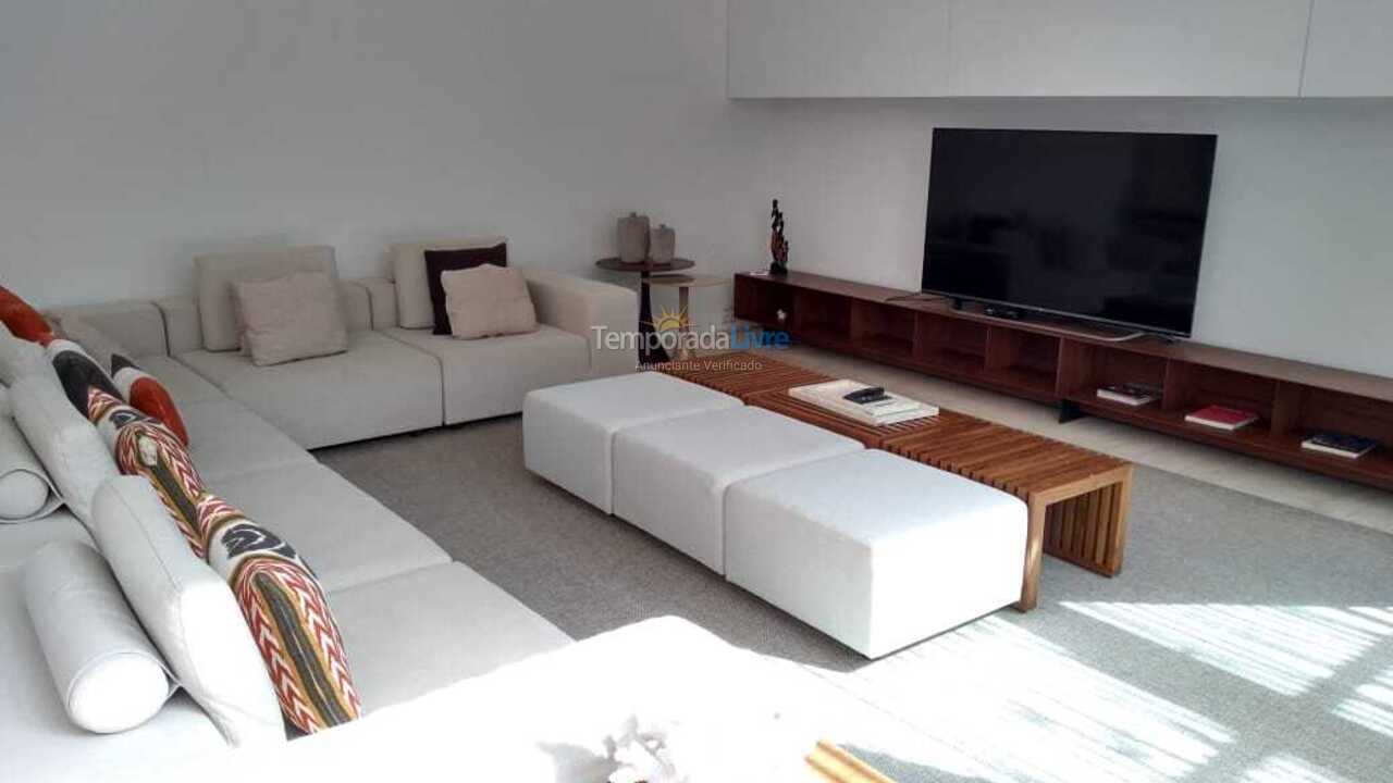 House for vacation rental in São Sebastião (Praia da Baleia)