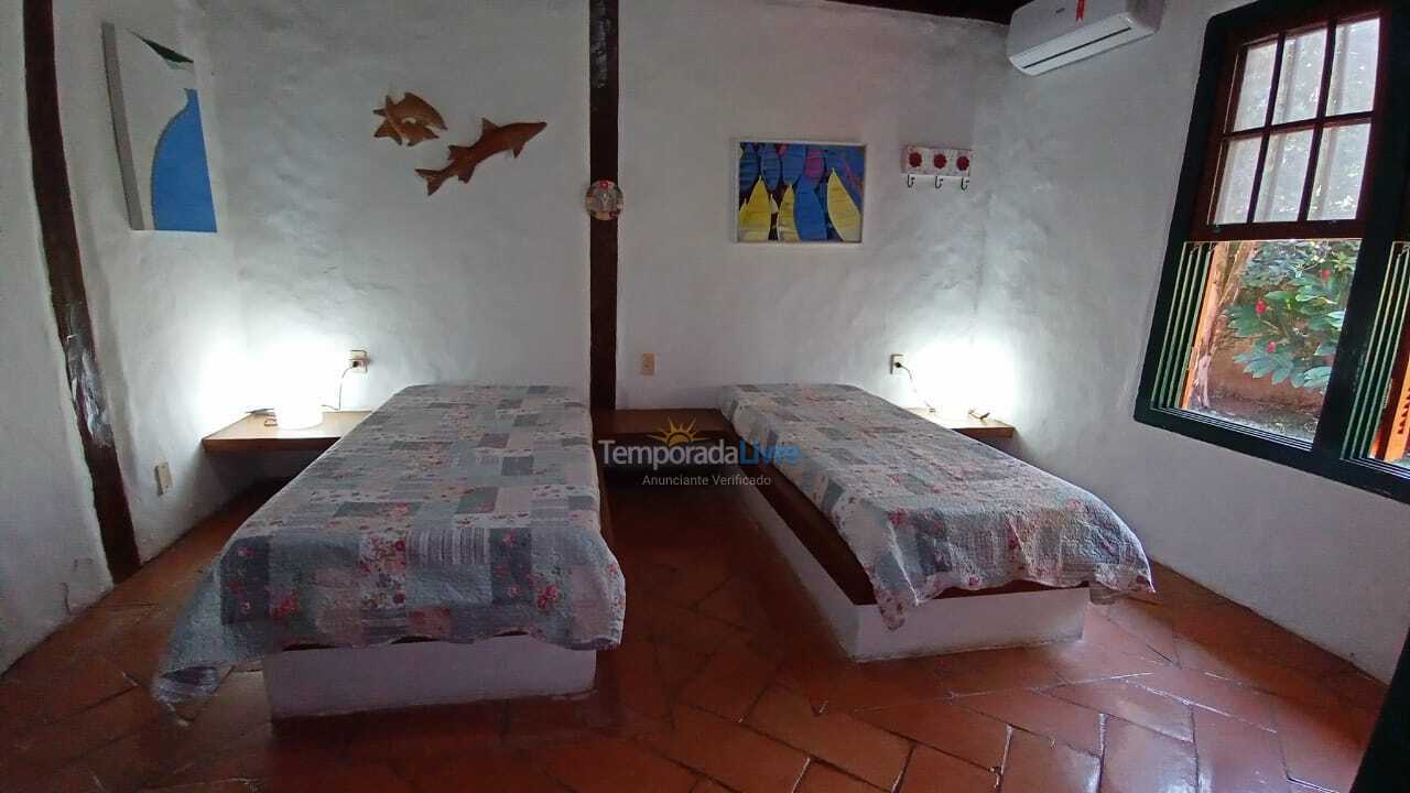 Casa para alquiler de vacaciones em São Sebastião (Praia da Baleia)