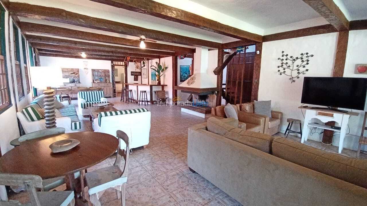 Casa para alquiler de vacaciones em São Sebastião (Praia da Baleia)