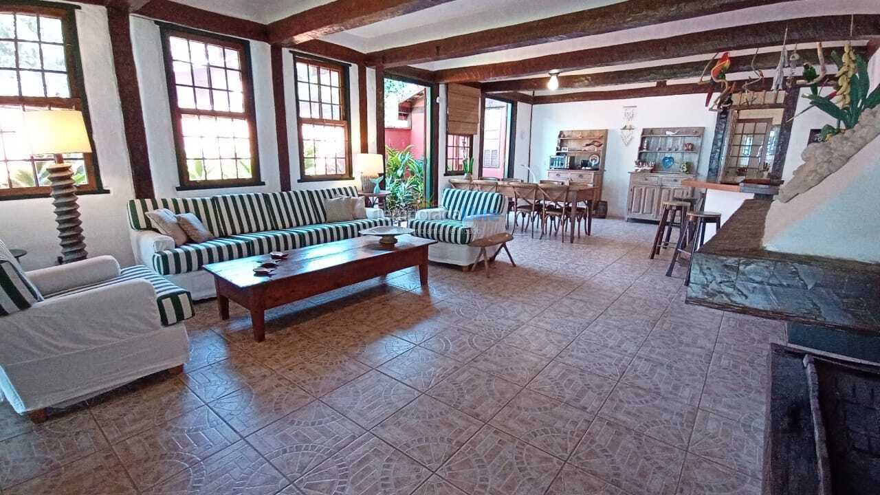 Casa para alquiler de vacaciones em São Sebastião (Praia da Baleia)