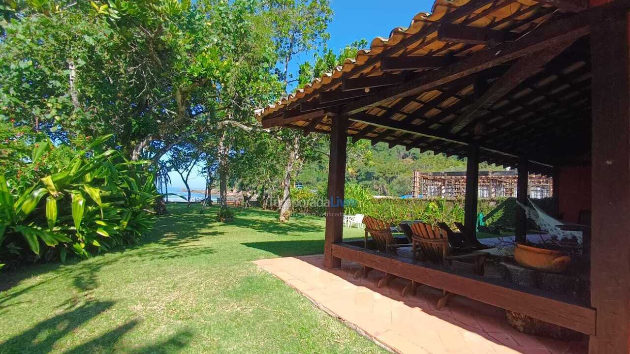 Casa para alquiler de vacaciones em São Sebastião (Praia da Baleia)