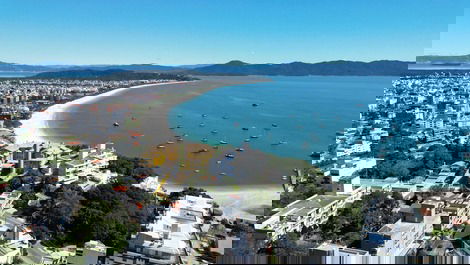 Ático para 8 personas con vista al mar en Jurere - a 5 minutos de la playa