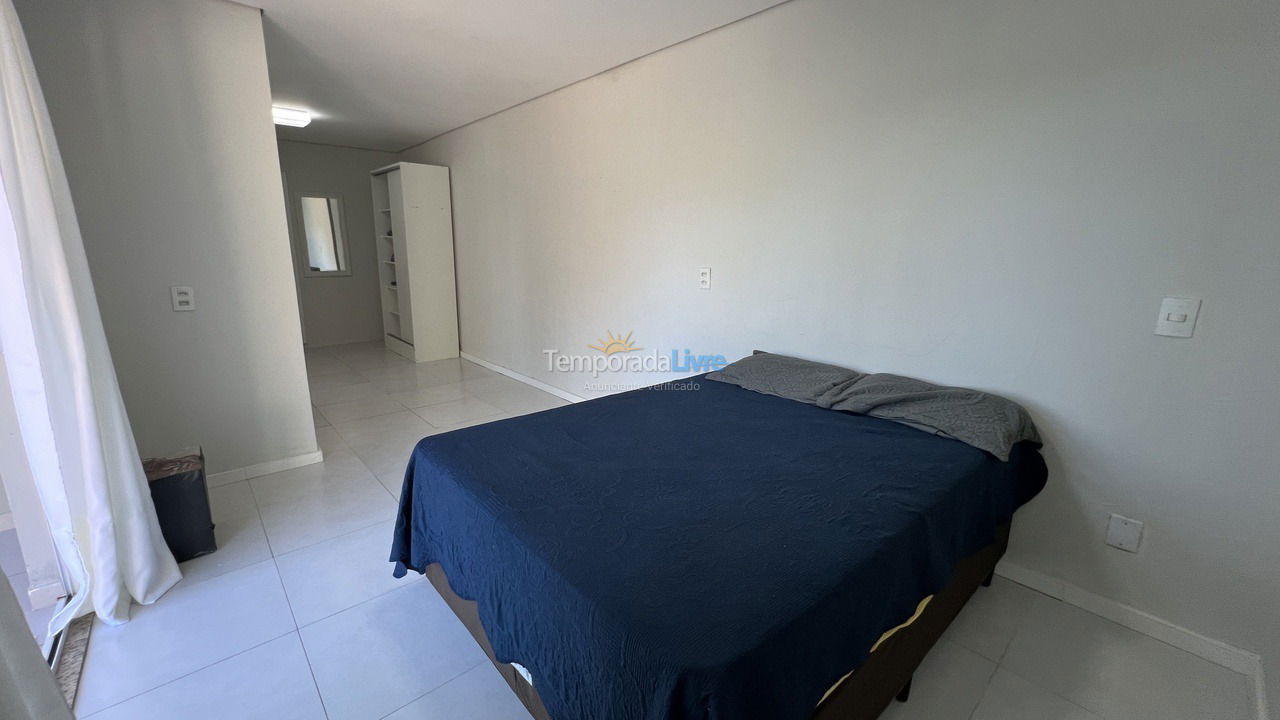 Apartamento para alquiler de vacaciones em Florianópolis (Jurere Tradicional)