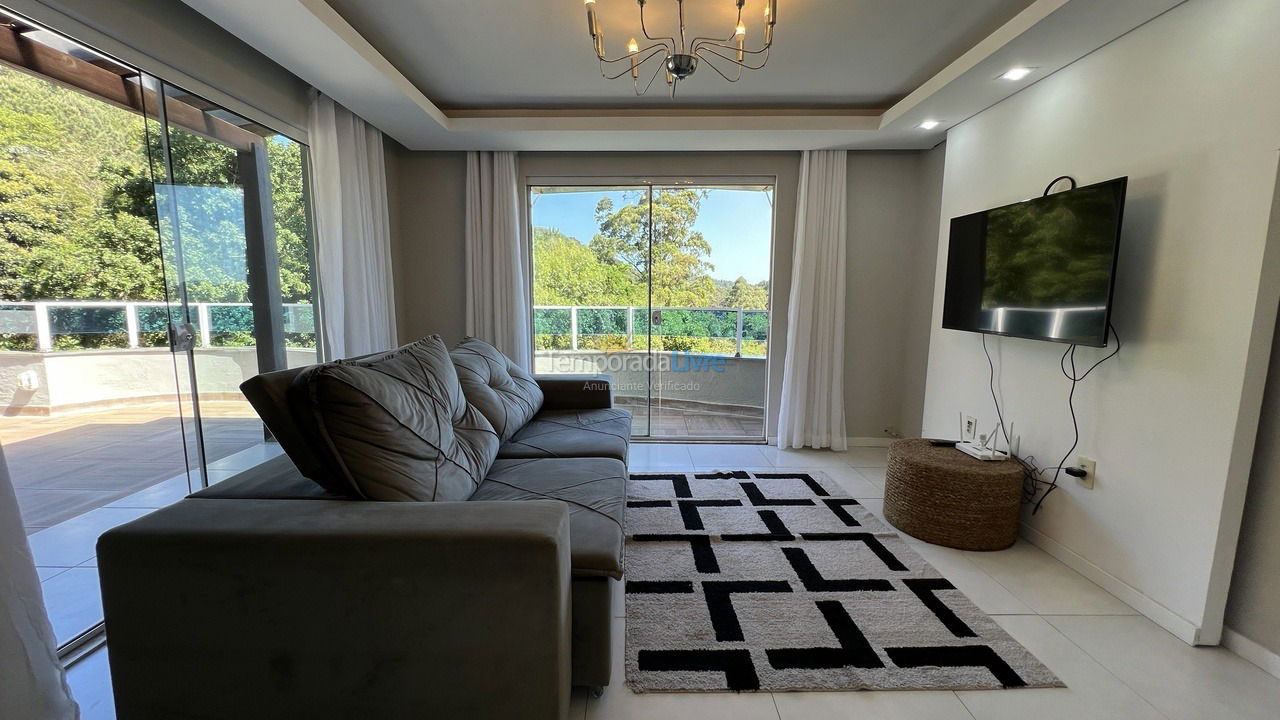 Apartamento para alquiler de vacaciones em Florianópolis (Jurere Tradicional)