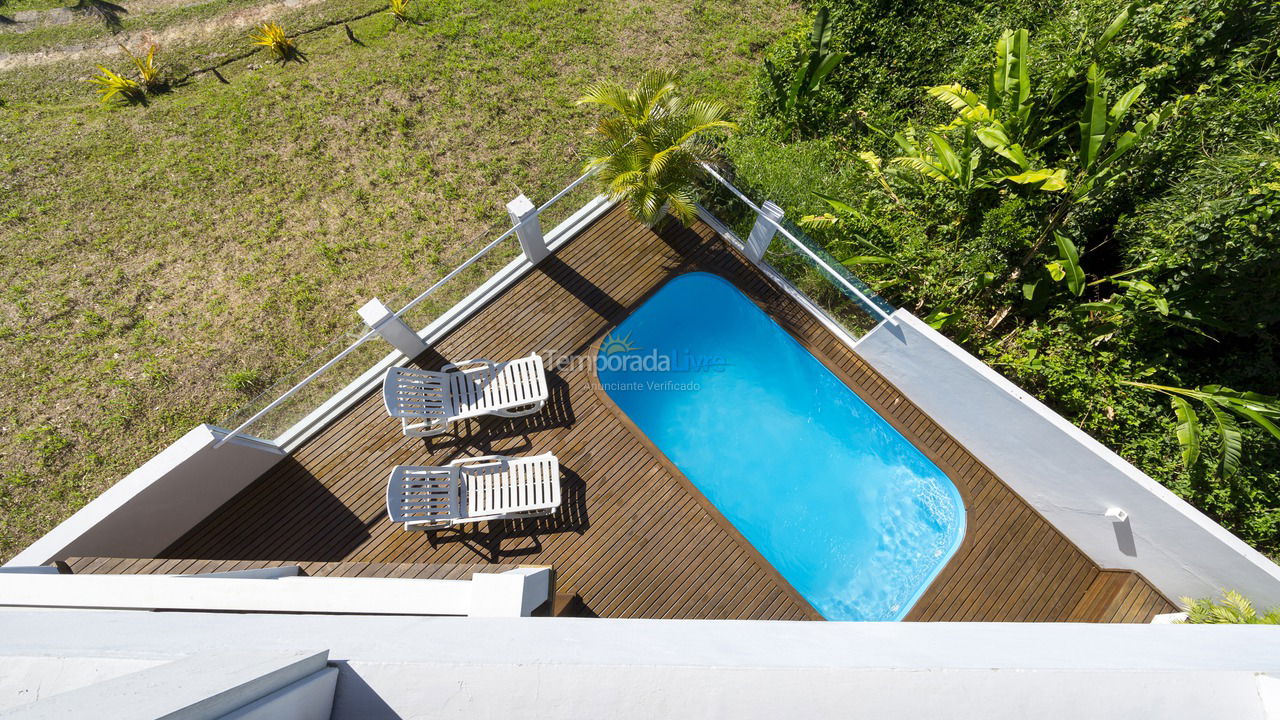 House for vacation rental in Bombinhas (Praia de Zimbros)