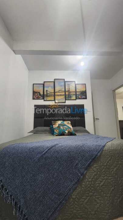 Quarto 1 cama casal e uma de solteiro House for vacation rental in Florianópolis (Lagoinha)