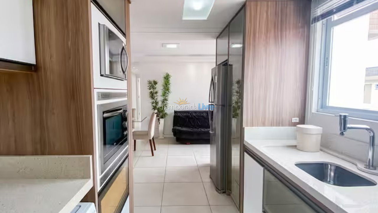 Apartamento para alquiler de vacaciones em Governador Celso Ramos (Praia de Palmas)
