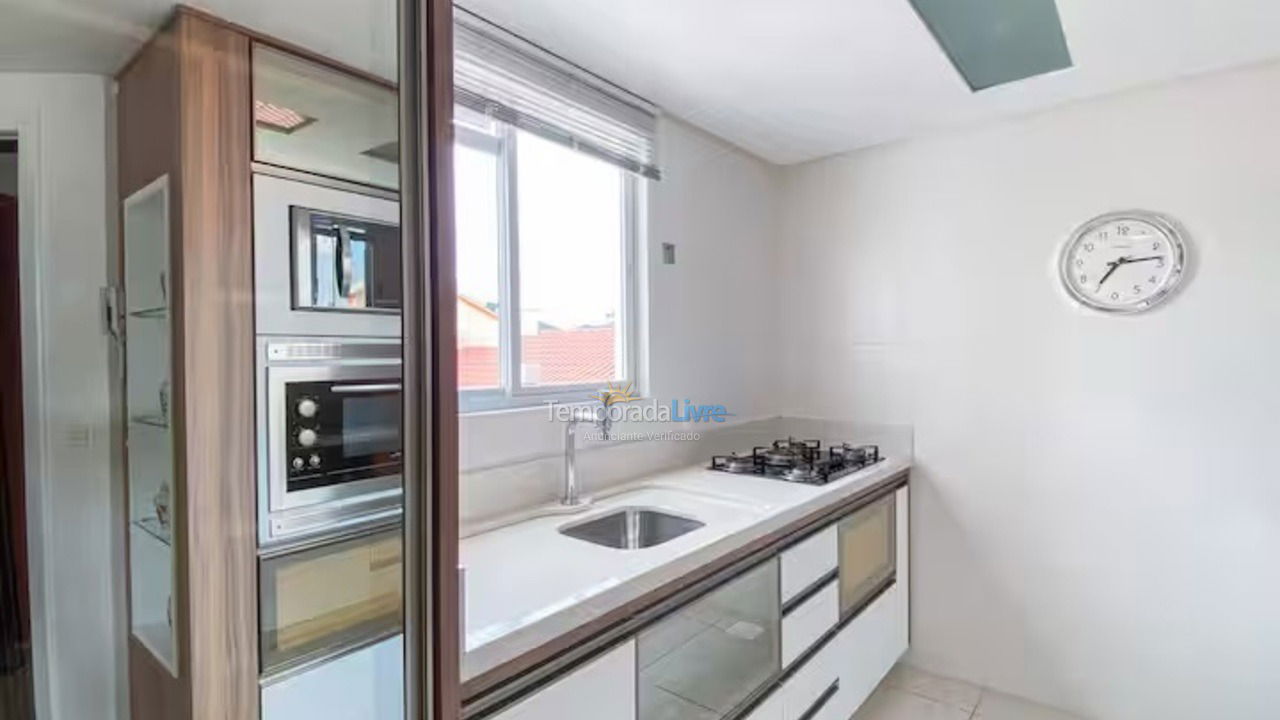 Apartamento para alquiler de vacaciones em Governador Celso Ramos (Praia de Palmas)