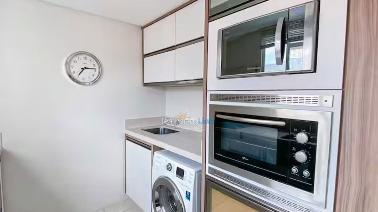 Apartamento para alquiler de vacaciones em Governador Celso Ramos (Praia de Palmas)