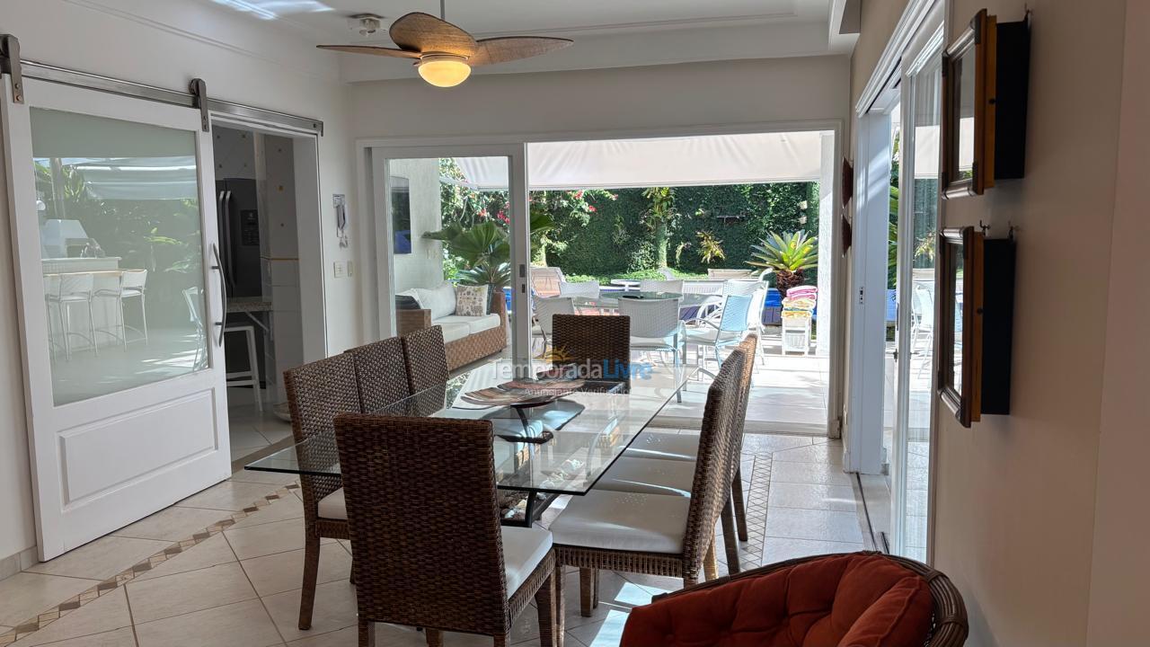 House for vacation rental in São Sebastião (Praia da Baleia)