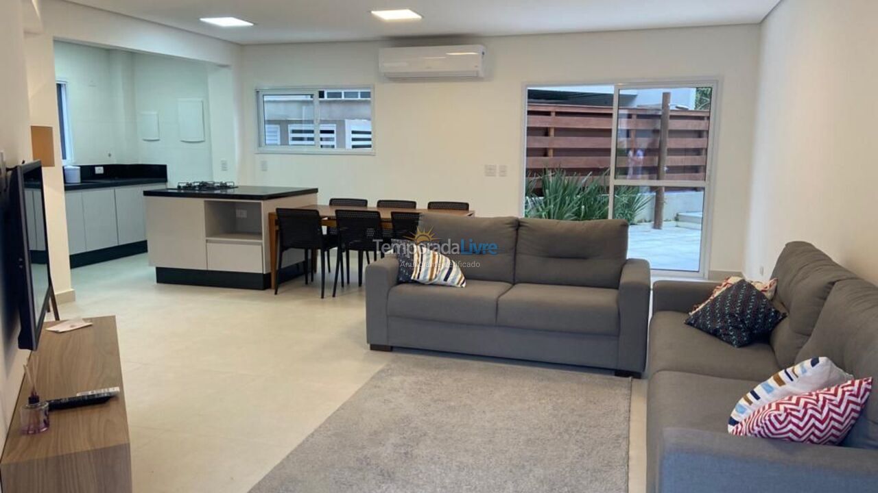 Casa para alquiler de vacaciones em São Sebastião (Camburi)