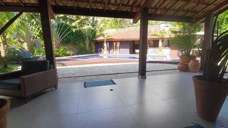 Baleia en condominio, alquiler enero, carnaval, anual, 4 habitaciones